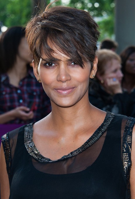 Halle Berry Short Hairstyles - Layered Razor Cut