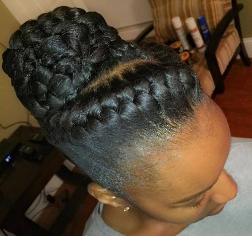 20 Gorgeous Goddess Braid Hairstyles