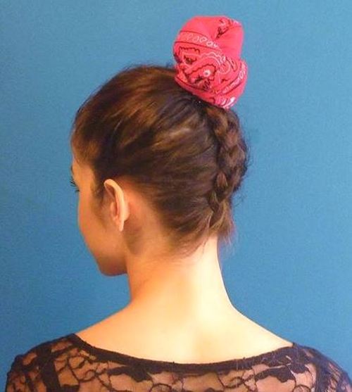20 Pretty Buns You Must Have for the Season 20 Pretty Buns You Must Have for the Season