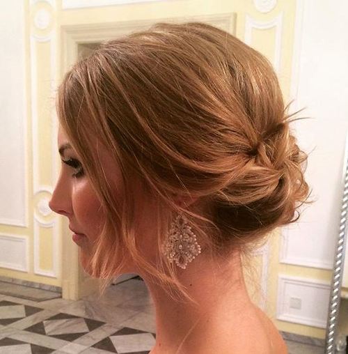 20 Pretty Buns You Must Have for the Season 20 Pretty Buns You Must Have for the Season