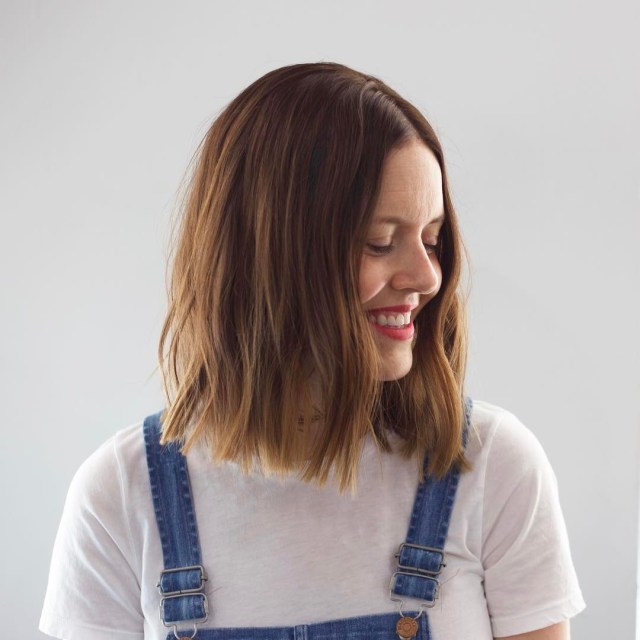 22 Amazing Blunt Bob Hairstyles You'd Love to Try This Year! medium blunt lob hairstyle