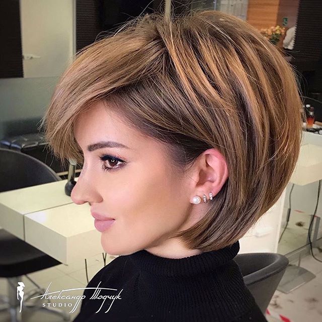 Best Short Hairstyles with Bangs