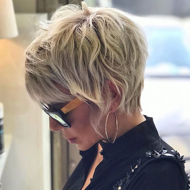 Best Short Hairstyles with Bangs