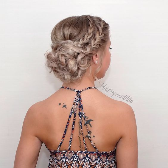 25 Chic Updos for Medium Length Hair 25 Chic Updos for Medium Length Hair