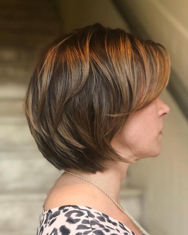 Best Hairstyles for Women Over 50 to Look Younger