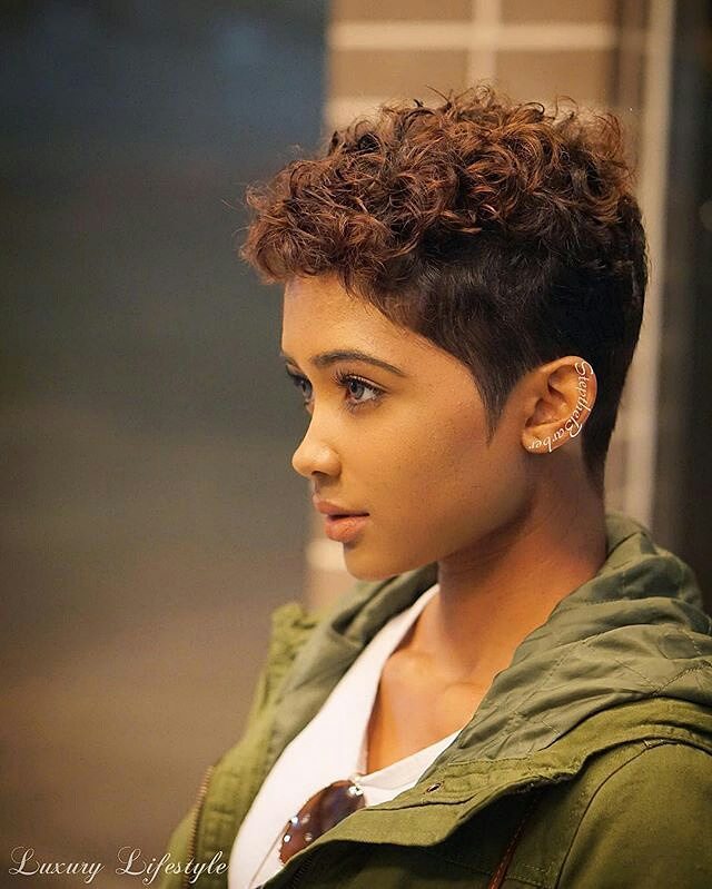 9 Hottest Short Pixie Haircuts - Short Hairstyle Ideas