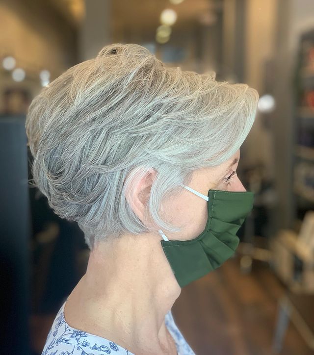 9 Trendy Short Hairstyles for Gray Hair