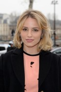 Beautiful Medium Hairstyle with Waves Beautiful Medium Hairstyle with Waves