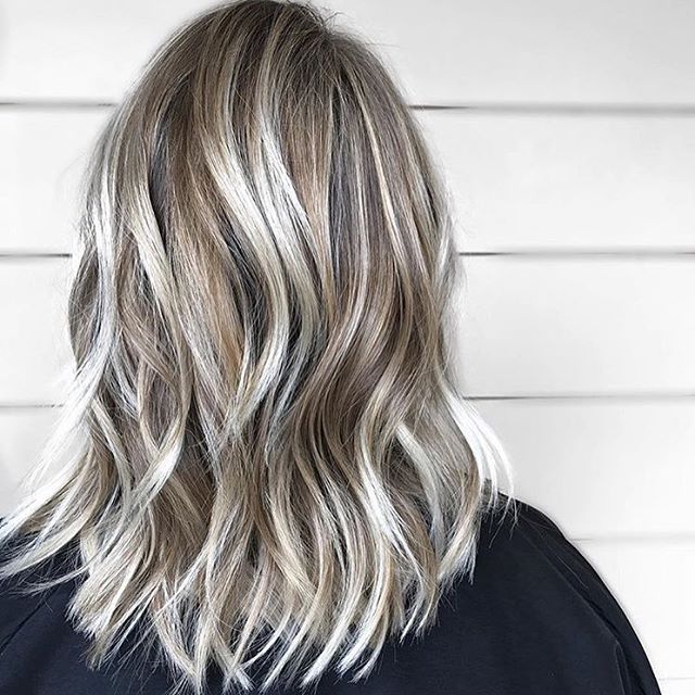 Best Medium Length Layered Haircuts for Women