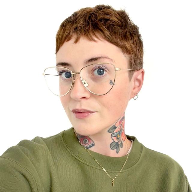 Boyish Short Cut with Short Bangs