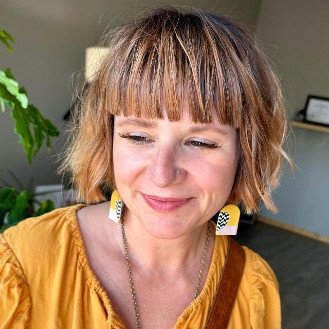 bright bob with fringe