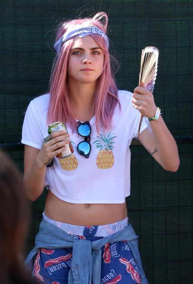Cara Delevingne pink hair
