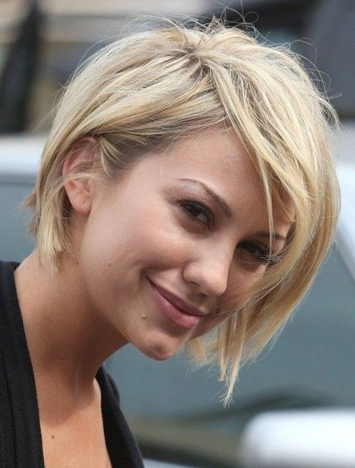 Chic Short Bob Hairstyle