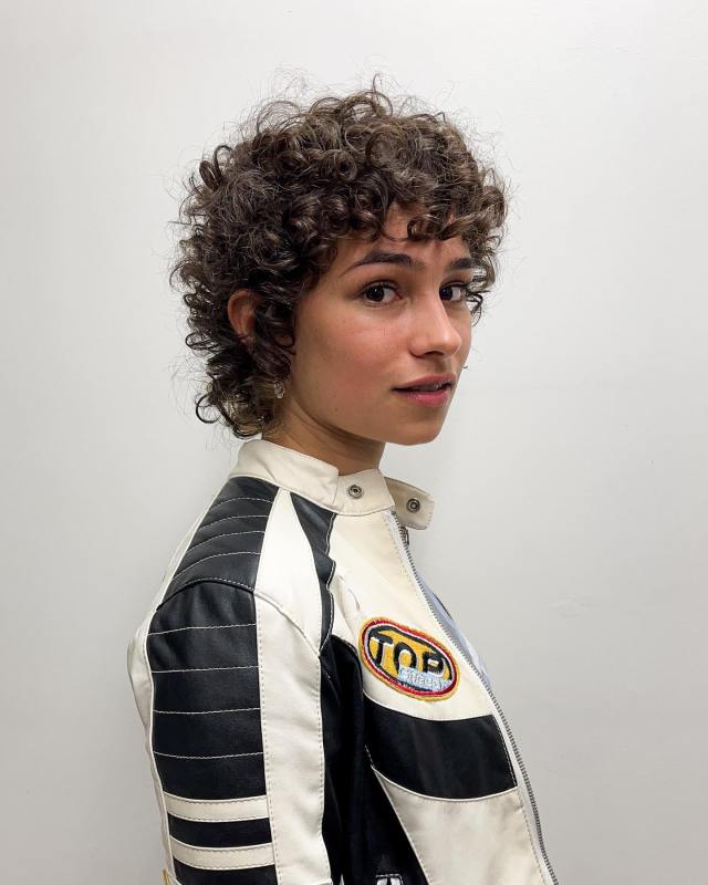curly pixie cut