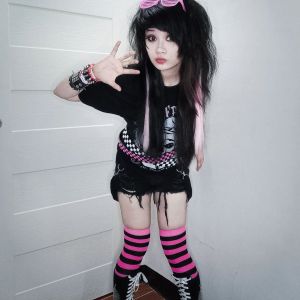cute emo girl with long emo hair