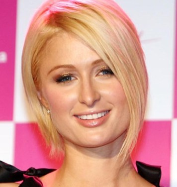 Paris Hilton Elegant Blonde Inverted Bob  Paris Hilton Elegant Blonde Inverted Bob