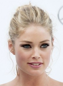 Doutzen Kroes Elegant Classic Bun Hairstyle Doutzen Kroes Elegant Classic Bun Hairstyle
