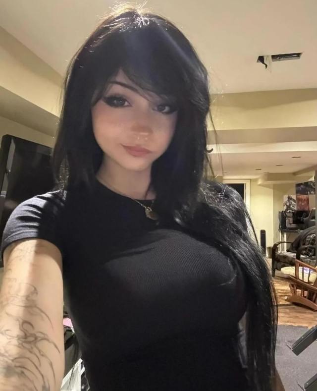 emo hair styles for long hair