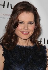Long Wavy Half Up Hairstyles for Women Over 50 Geena Davis Long Wavy Half Up Hairstyles for Women Over 50
