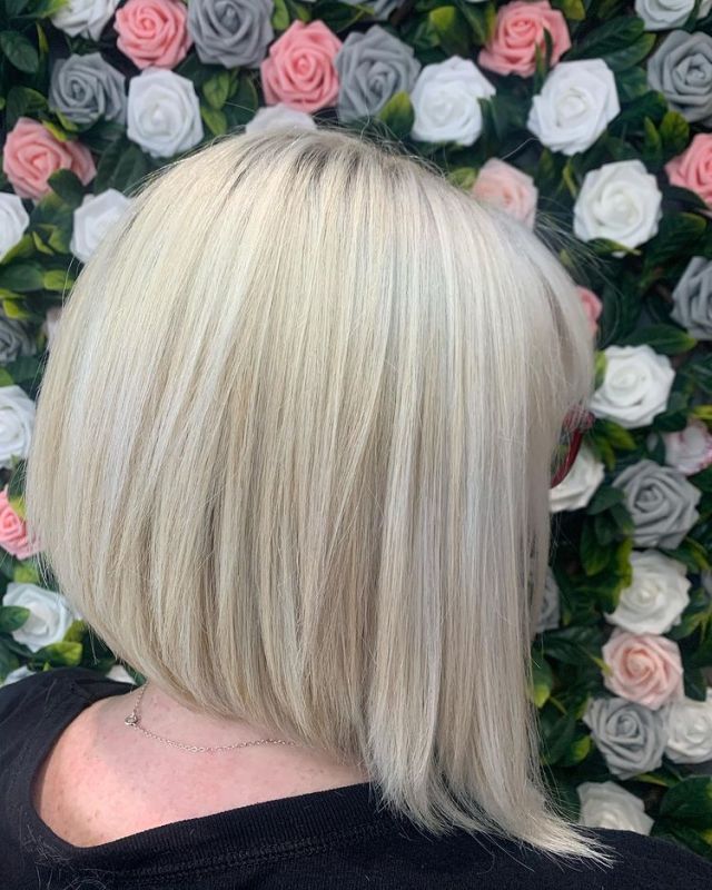 Gentle Graduation bob cut