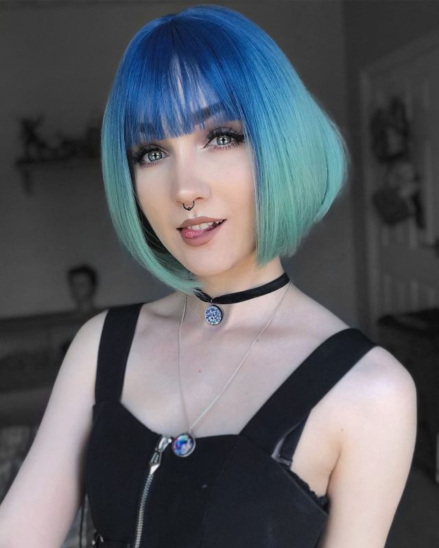 green blue bob cut with blunt bangs