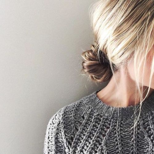 How to Wear a Messy Bun How to Wear a Messy Bun