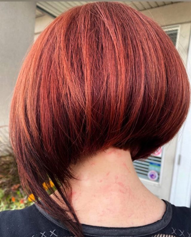 inverted undercut aline bob cut