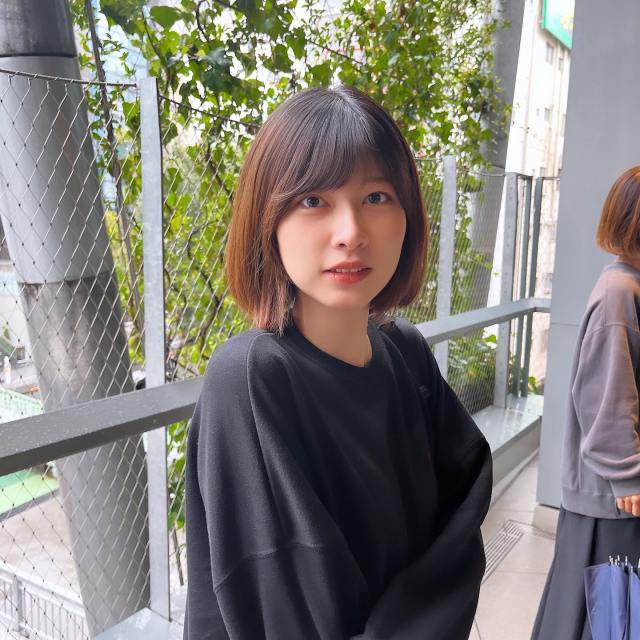 Kawaii Japanese Short Bob Cut with Side Bangs