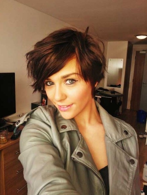 Layered Messy Short Haircut for Fall