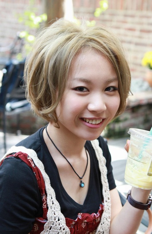 Layered Short Curly Bob Hairstyle for Women