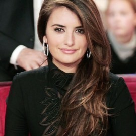 Layered side part hairstyle