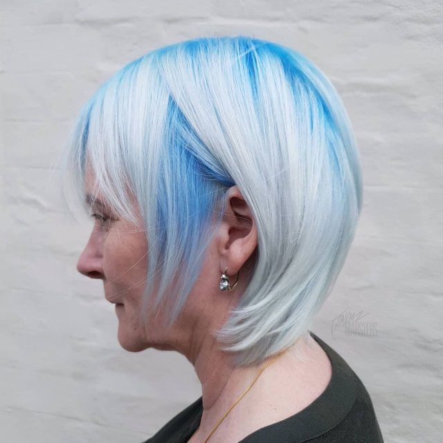 LayeredShort Bob With Fantasy Shadow Roots