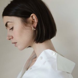 Lily Collins short bob haircut