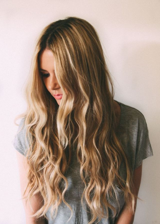 Long Beachy Wavy Hairstyels