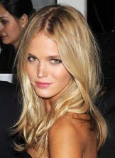 Long Blonde Center Part Hairstyle Erin Heatherton Long Blonde Center Part Hairstyle 2013