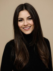 Long Dark Middle Part Hairstyle 2025 Long Dark Middle Part Hairstyle 2013