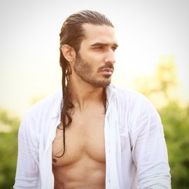 Long Hairstyles for Men