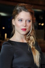 Casual Long Messy Side Braided Hairstyle for Women Casual Long Messy Side Braided Hairstyle for Women