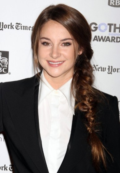 Shailene Woodley Long Sleek Hairstyle with Side Braid Long Sleek Hairstyle with Side Braid from Shailene Woodley
