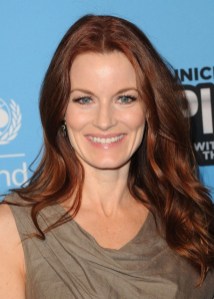 Long Wavy Hairstyles for Women Over 40 Long Wavy Hairstyles for Women Over 40