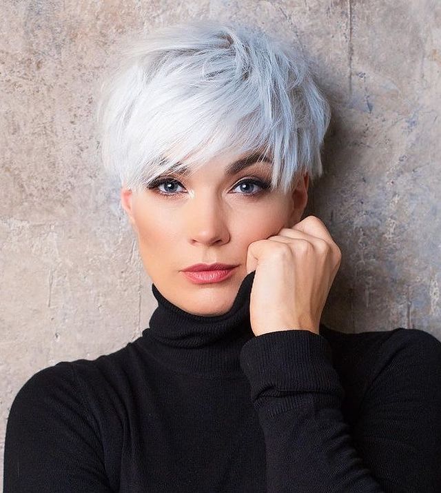Lovely Layered Short Haircuts for Summer Chic! Lovely Layered Short Haircuts for Summer Chic!