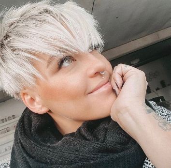 Lovely Layered Short Haircuts for Summer Chic! Lovely Layered Short Haircuts for Summer Chic!