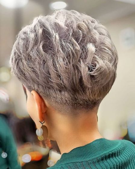 Lovely Layered Short Haircuts for Summer Chic! Lovely Layered Short Haircuts for Summer Chic!