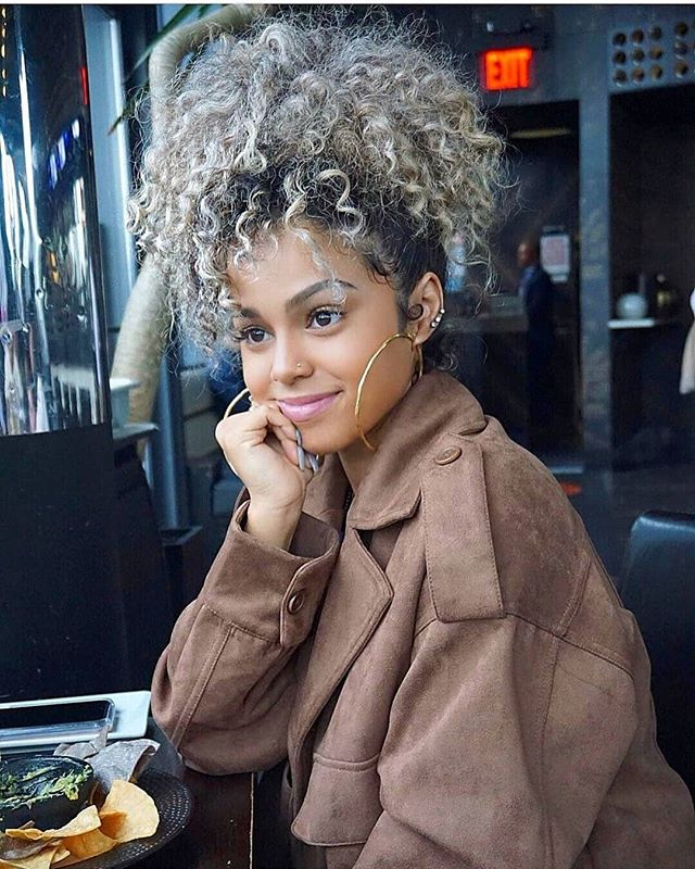 Medium Curly Hairstyles Medium Curly Hairstyles