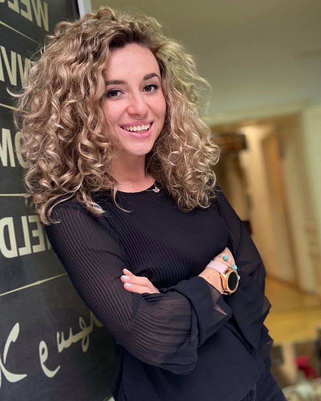 Medium Curly Hairstyles Medium Curly Hairstyles