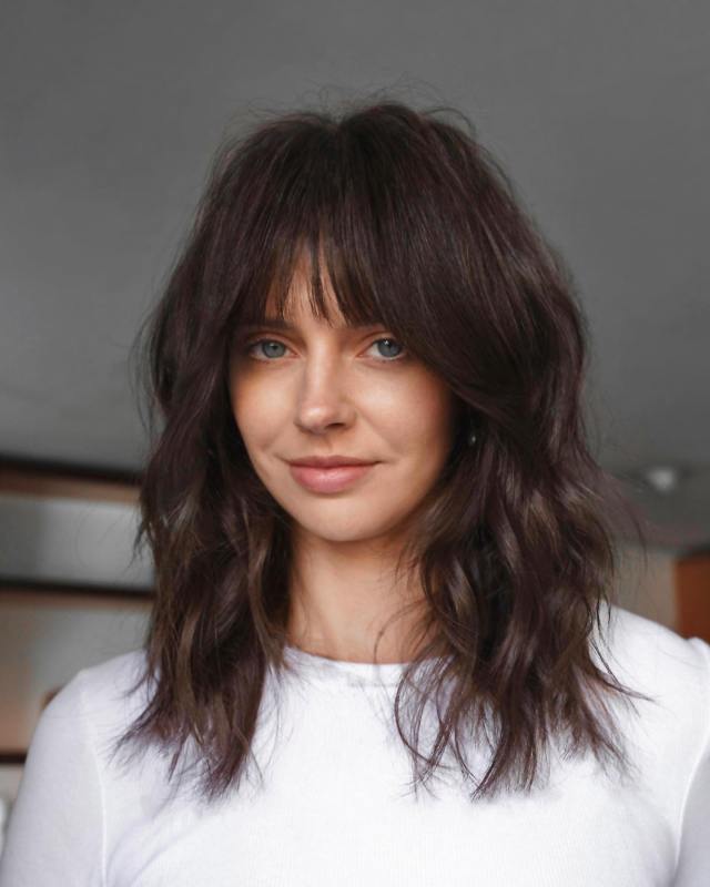 Medium Shaggy Cut