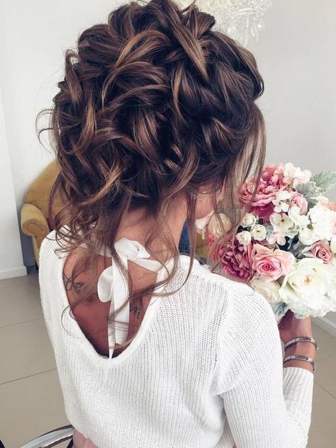 Medium Wedding Hairstyles That Can Make You Look Fabulous! Medium Wedding Hairstyles That Can Make You Look Fabulous!