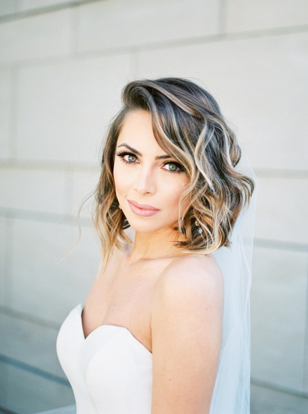 Medium Wedding Hairstyles That Can Make You Look Fabulous! Medium Wedding Hairstyles That Can Make You Look Fabulous!
