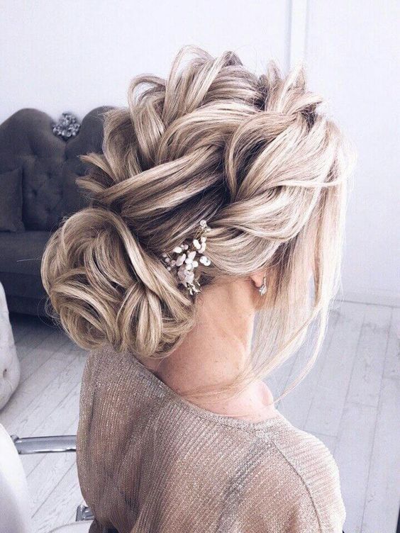 Medium Wedding Hairstyles That Can Make You Look Fabulous! Medium Wedding Hairstyles That Can Make You Look Fabulous!