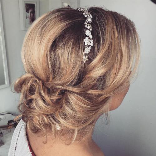 Medium Wedding Hairstyles That Can Make You Look Fabulous! Medium Wedding Hairstyles That Can Make You Look Fabulous!